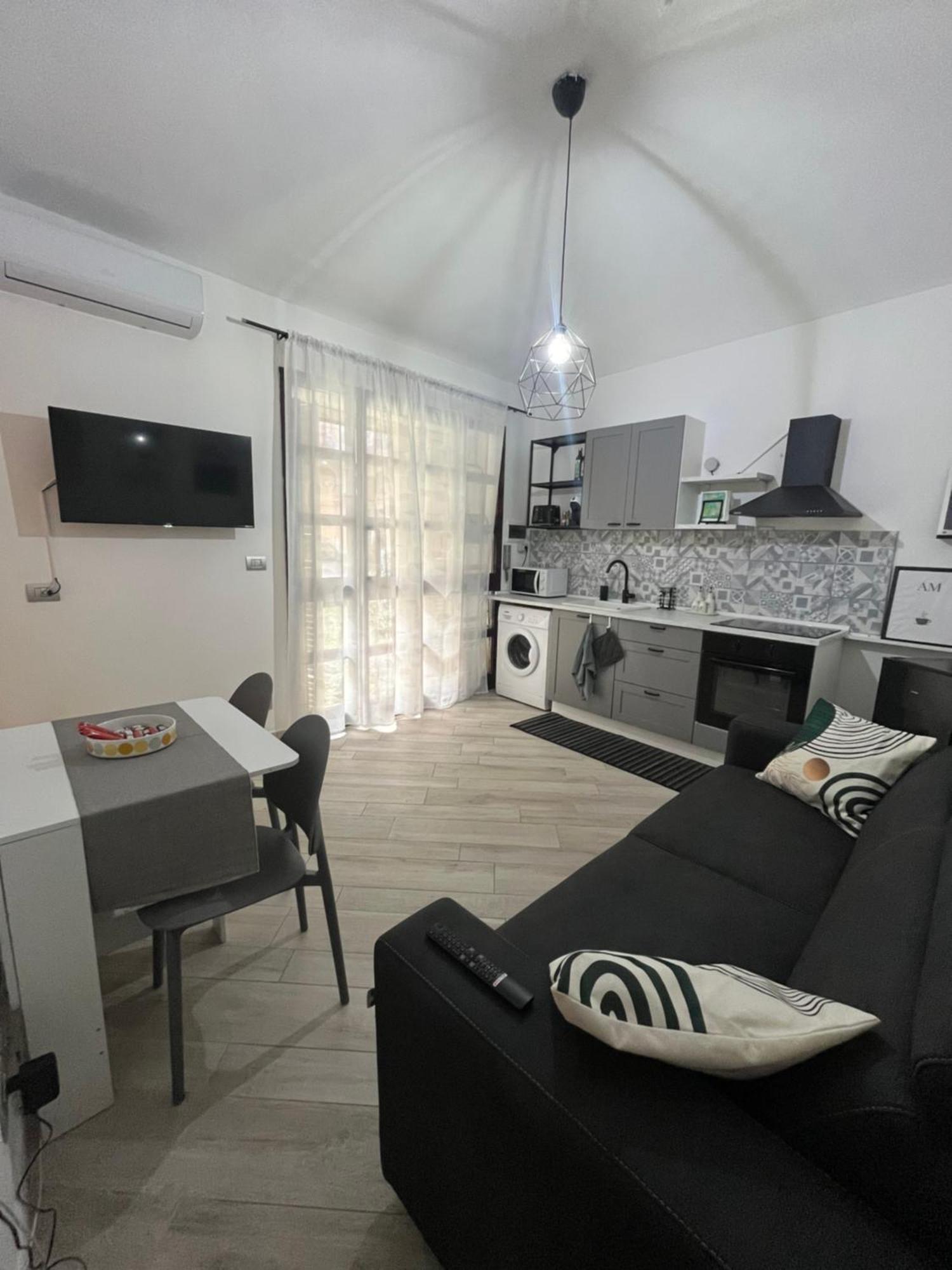Apartmán Casa Vale Parco Del Valentino Turín Exteriér fotografie