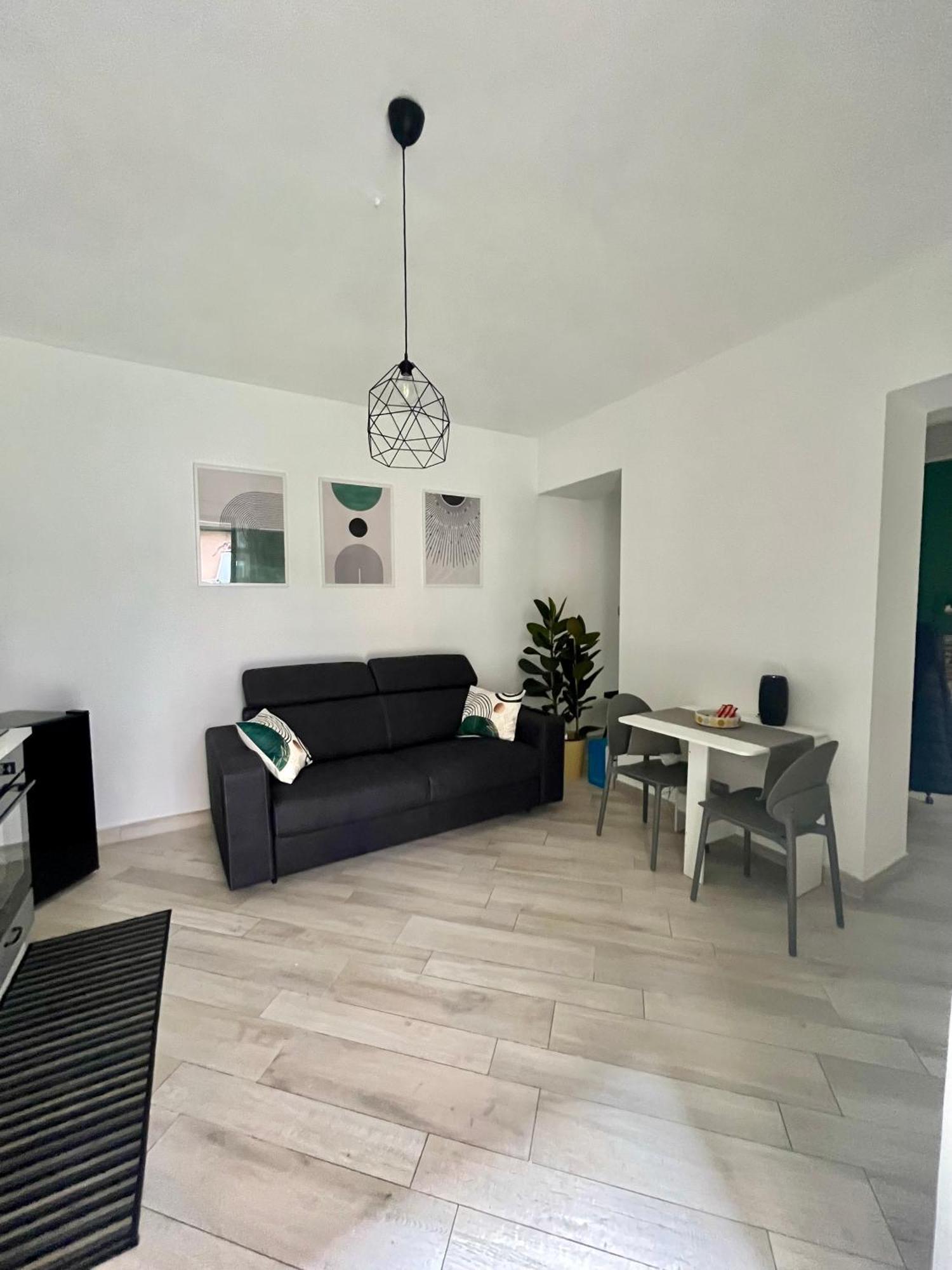 Apartmán Casa Vale Parco Del Valentino Turín Exteriér fotografie