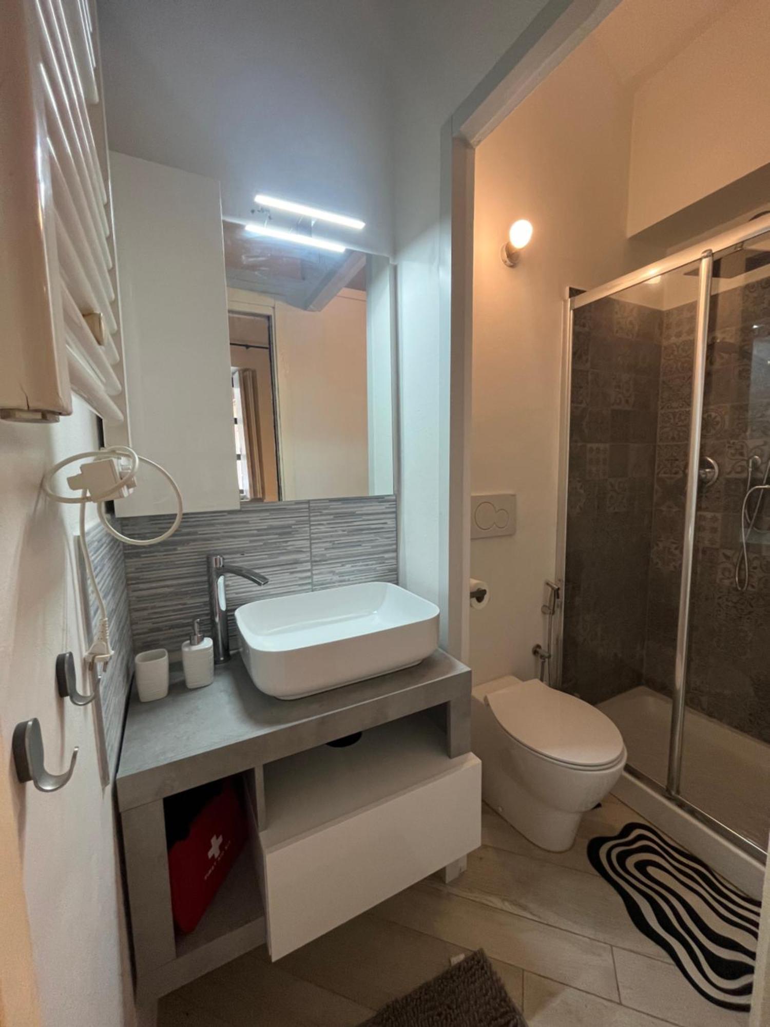 Apartmán Casa Vale Parco Del Valentino Turín Exteriér fotografie